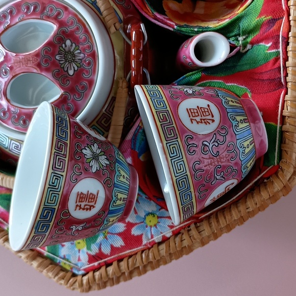 Chinese Famille Tea Set - Picture 5 of 14